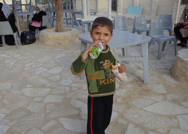 Zarqa, Giordania (2013): Sostegno ai rifugiati siriani arrivati in Giordania
