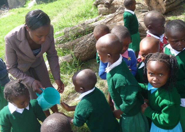 Kandisy, Kenya (2013): Basic nutrition for 60 children